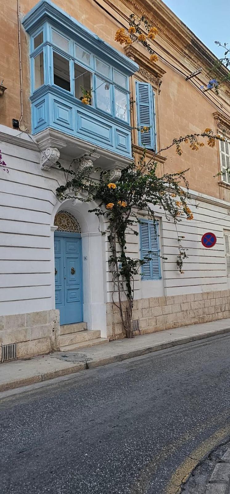 Modern Elegance Valletta Apartment Exterior photo