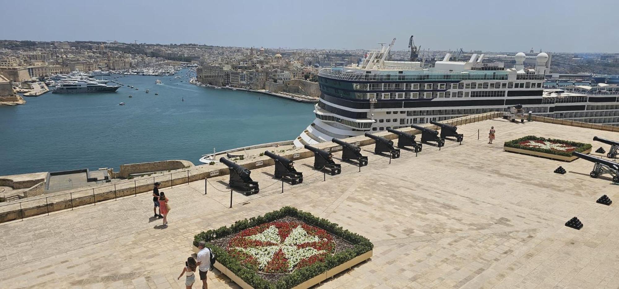 Modern Elegance Valletta Apartment Exterior photo